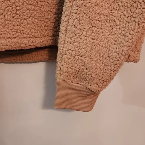 Banana Republic teddy sweater - Picture 2 of 8